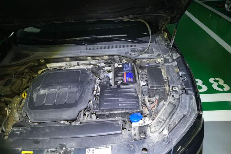 Used Volkswagen Passat 2020 Facelift 330TSI Elite Edition China VI Standard Engine Bay Left