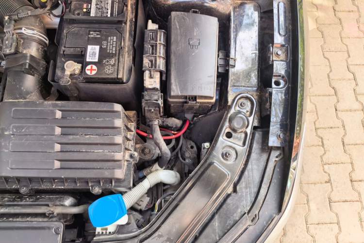 Used Volkswagen Passat 2020 330TSI Elite Edition China VI Engine Bay Left