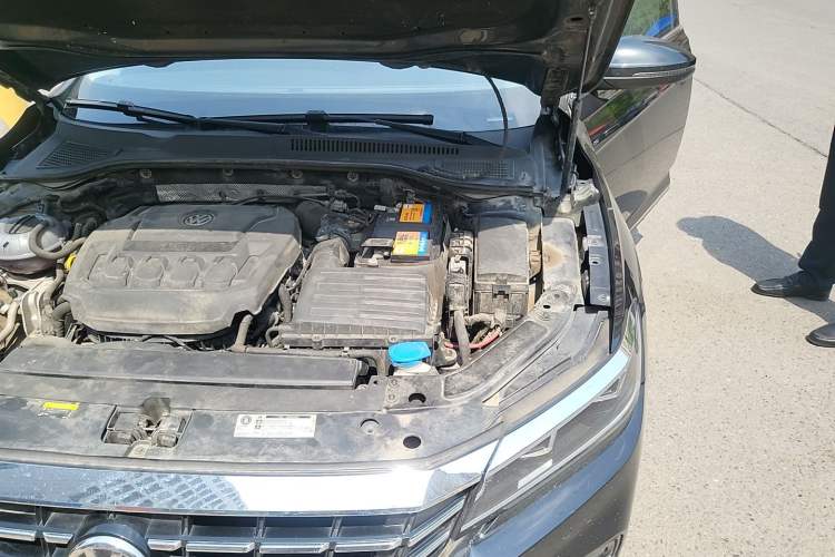 Used Volkswagen Passat 2020 330TSI Elite Edition China VI Engine Bay Left