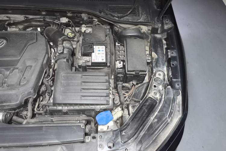 Used Volkswagen Passat 2020 330TSI Prestige Edition China VI Standard Engine Bay Left