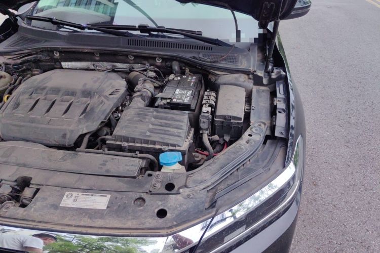 Used Volkswagen Passat 2020 330TSI Luxury Edition China VI Engine Bay Left