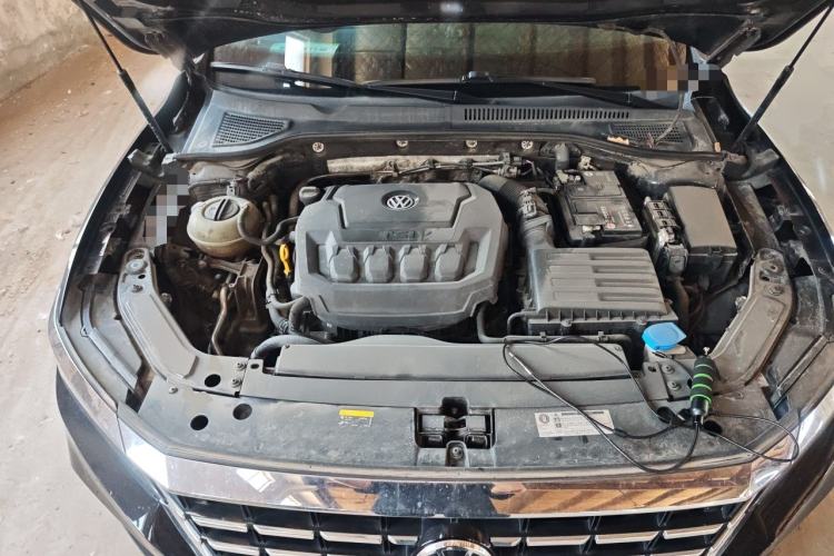 Used Volkswagen Passat 2020 330TSI Elite Edition China VI Engine Bay