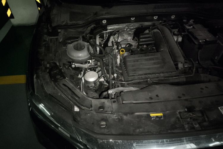 Used Volkswagen Passat 2020 280TSI Business Edition China VI Standard Engine Bay Right