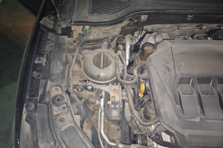 Used Volkswagen Passat 2020 330TSI Elite Edition China VI Engine Bay Right