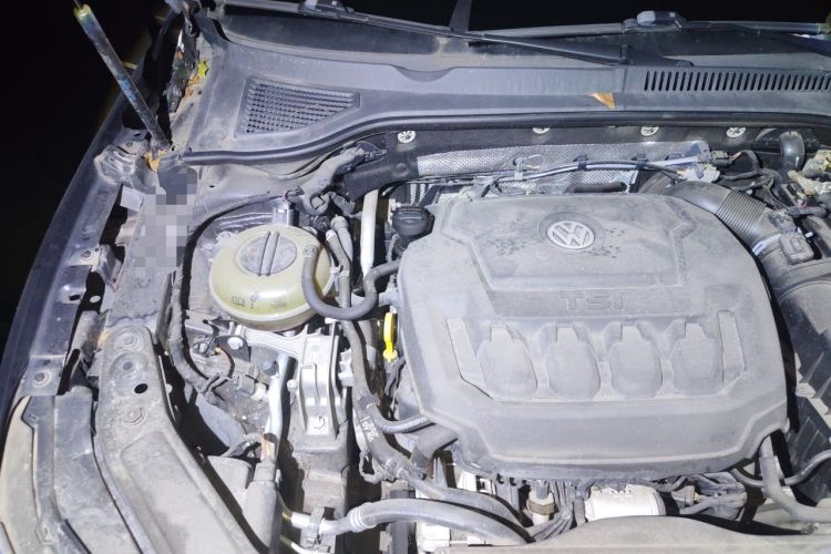 Used Volkswagen Passat 2020 330TSI Luxury Edition China VI Engine Bay Right