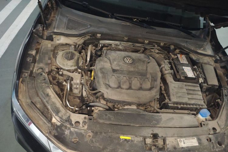 Used Volkswagen Passat 2020 330TSI Elite Edition China VI Engine Bay Right