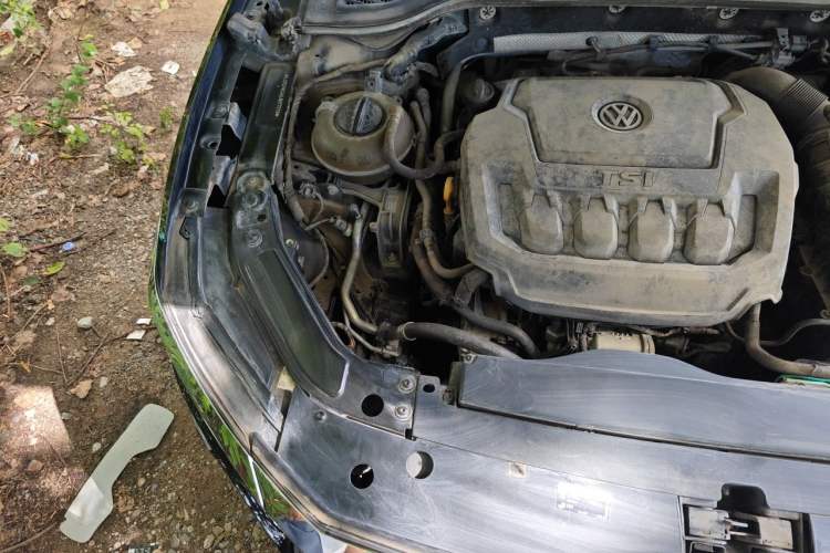 Used Volkswagen Passat 2020 330TSI Elite Edition China VI Engine Bay Right