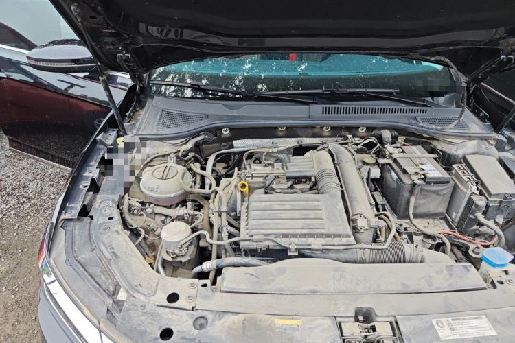 Used Volkswagen Passat 2020 Revised Version 280TSI Business Edition China VI Standard Engine Bay Right