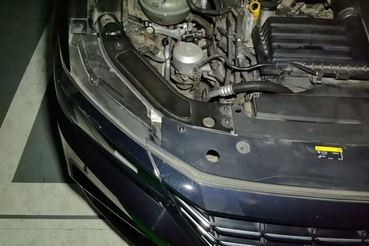 Used Volkswagen Passat 2020 280TSI Business Edition China VI Standard Engine Bay Right