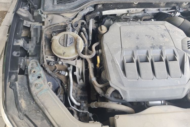Used Volkswagen Passat 2020 330TSI Elite Edition China VI Engine Bay Right