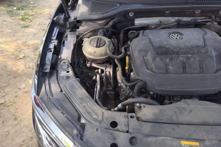 Used Volkswagen Passat 2020 330TSI Elite Edition China VI Engine Bay Right