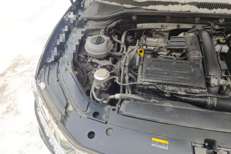 Used Volkswagen Passat 2020 Revised Version 280TSI Business Edition China VI Standard Engine Bay Right
