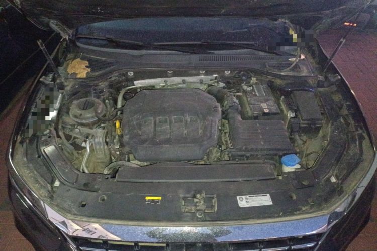 Used Volkswagen Passat 2020 Facelift 330TSI Elite Edition China VI Standard Engine Bay