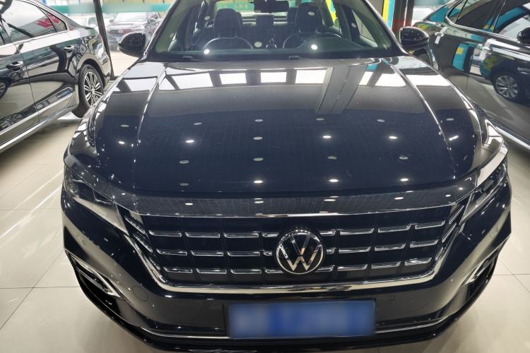 Used Volkswagen Passat 2020 330TSI Elite Edition China VI Exterior 1