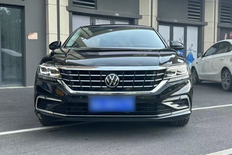 Used Volkswagen Passat 2020 Revised Version 330TSI Luxury Edition China VI Standard Exterior 2