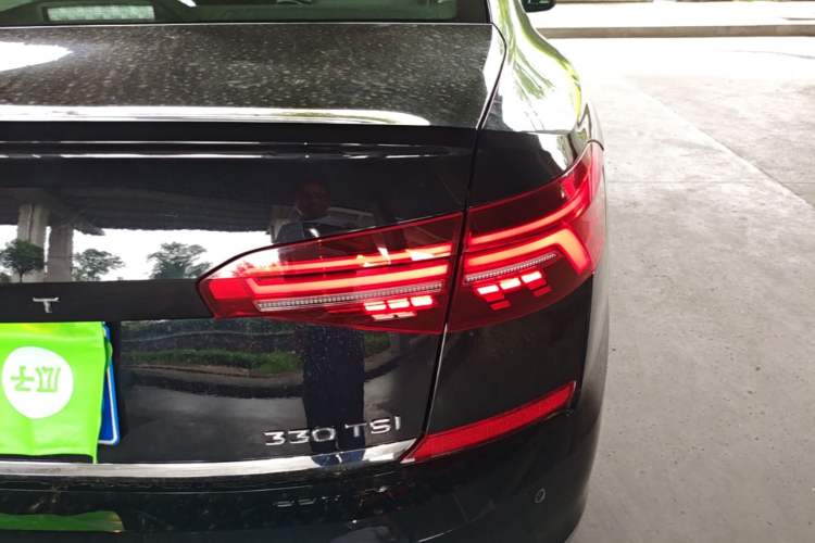 Used Volkswagen Passat 2020 330TSI Luxury Edition China VI Exterior 3