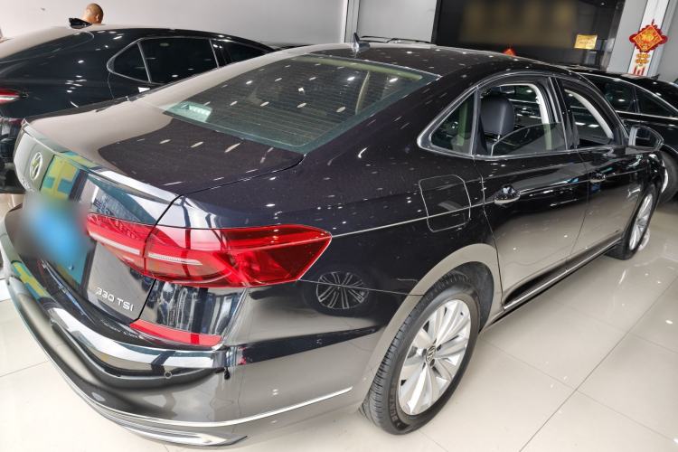Used Volkswagen Passat 2020 330TSI Elite Edition China VI Exterior 3