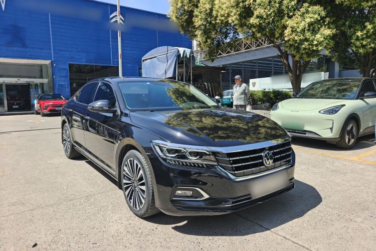 Used Volkswagen Passat 2020 Revised Version 330TSI Luxury Edition China VI Standard Exterior 3