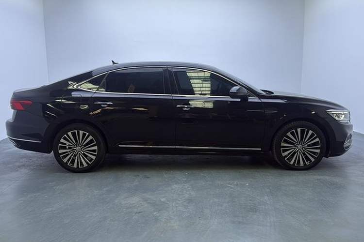 Used Volkswagen Passat 2020 330TSI Luxury Edition China VI Exterior 3