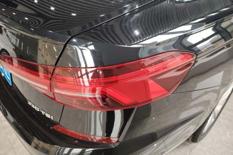 Used Volkswagen Passat 2020 330TSI Elite Edition China VI Exterior 3