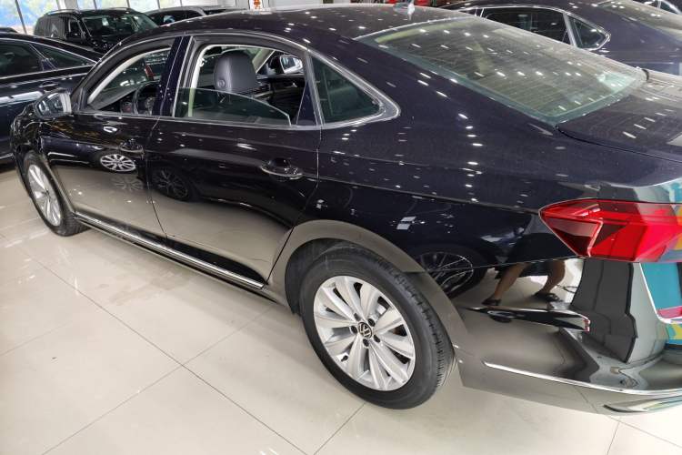 Used Volkswagen Passat 2020 330TSI Elite Edition China VI Exterior 4