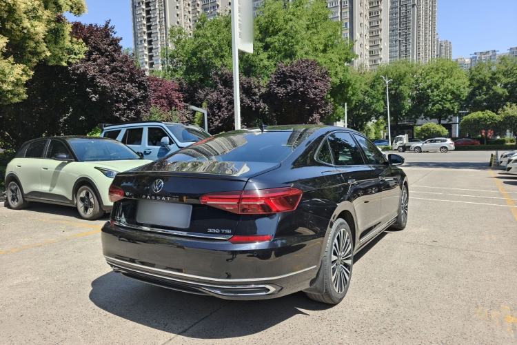 Used Volkswagen Passat 2020 Revised Version 330TSI Luxury Edition China VI Standard Exterior 4