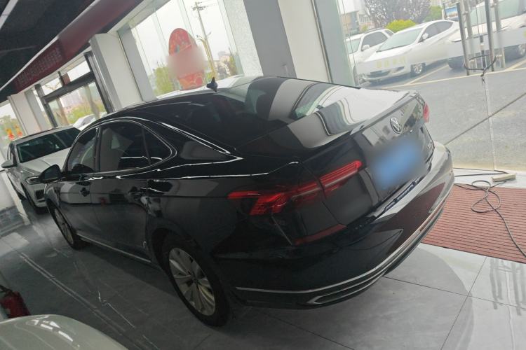 Used Volkswagen Passat 2020 Facelift 330TSI Elite Edition China VI Standard Exterior 4
