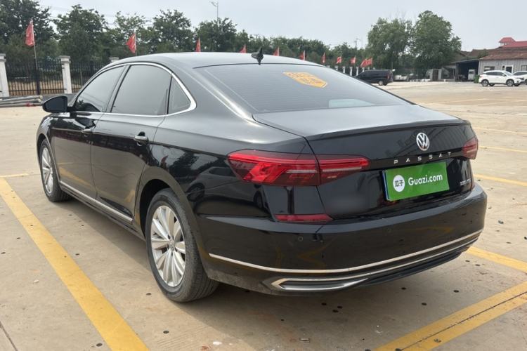 Used Volkswagen Passat 2020 330TSI Elite Edition China VI Exterior 5