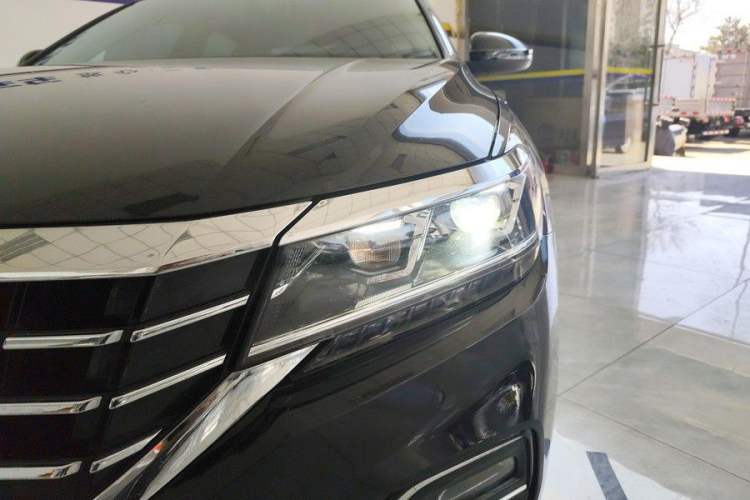 Used Volkswagen Passat 2020 330TSI Elite Edition China VI Exterior 5