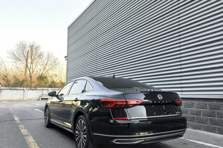 Used Volkswagen Passat 2020 330TSI Luxury Edition China VI Exterior 8