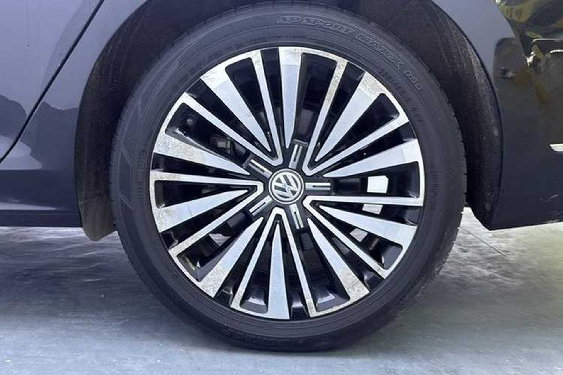 Used Volkswagen Passat 2020 330TSI Luxury Edition China VI Exterior 9