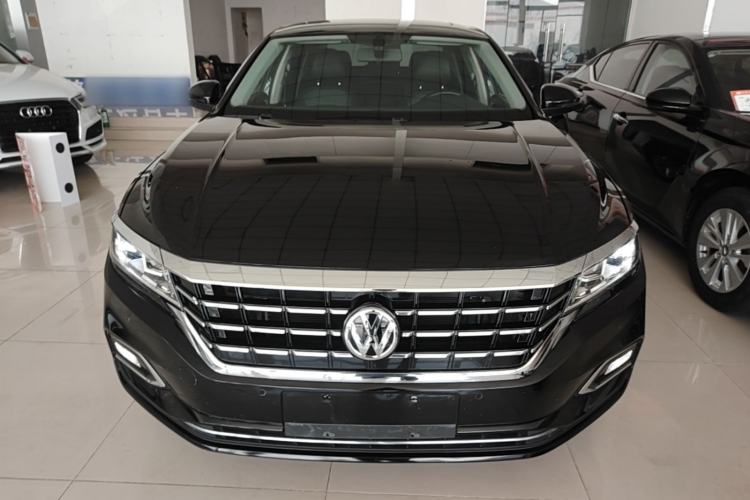 Used Volkswagen Passat 2020 330TSI Elite Edition China VI Front