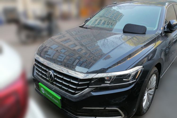 Used Volkswagen Passat 2020 Facelift 330TSI Elite Edition China VI Standard Front