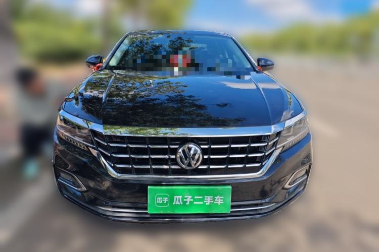 Used Volkswagen Passat 2020 330TSI Luxury Edition China VI Front