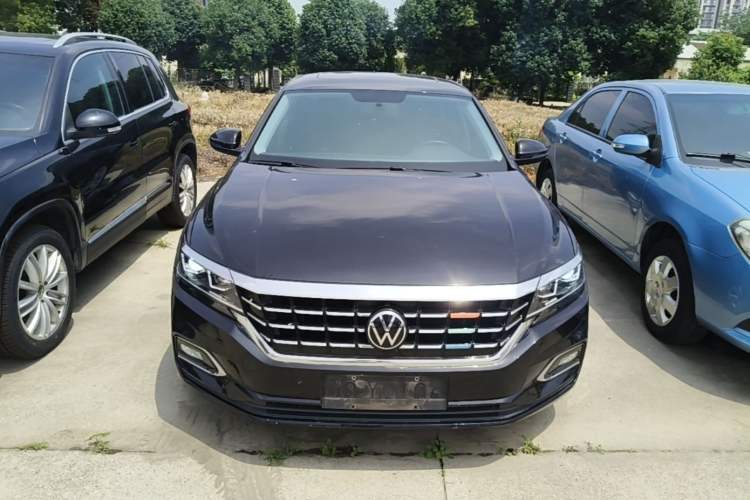 Used Volkswagen Passat 2020 Revised Version 280TSI Business Edition China VI Standard Front