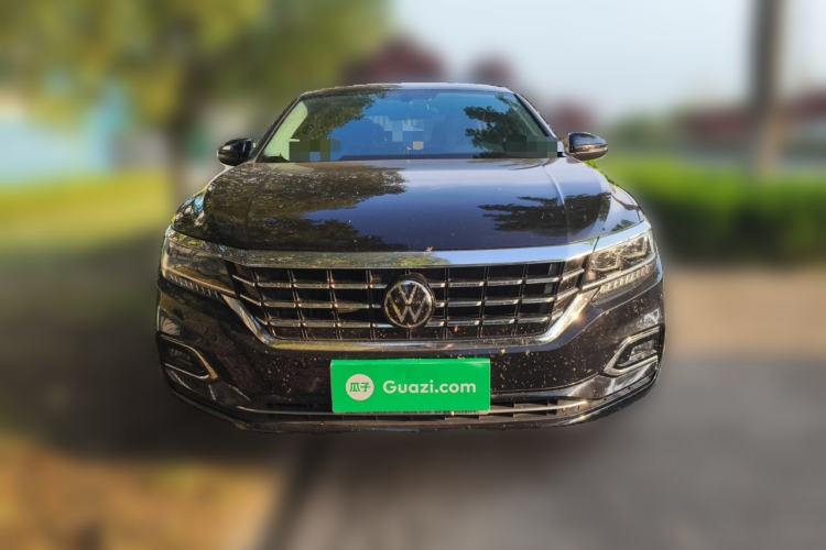 Used Volkswagen Passat 2020 Revised Version 330TSI Luxury Edition China VI Standard Front