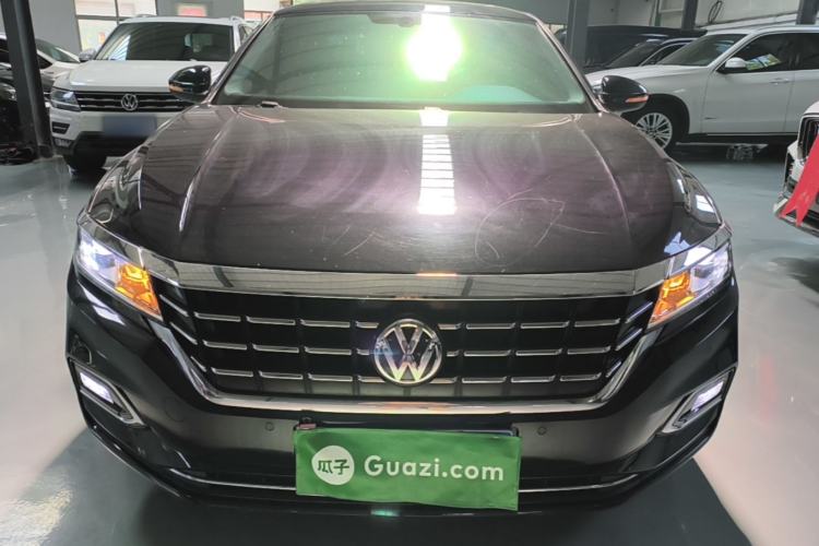 Used Volkswagen Passat 2020 330TSI Elite Edition China VI Front