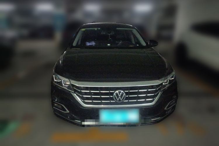 Used Volkswagen Passat 2020 330TSI Elite Edition China VI Front