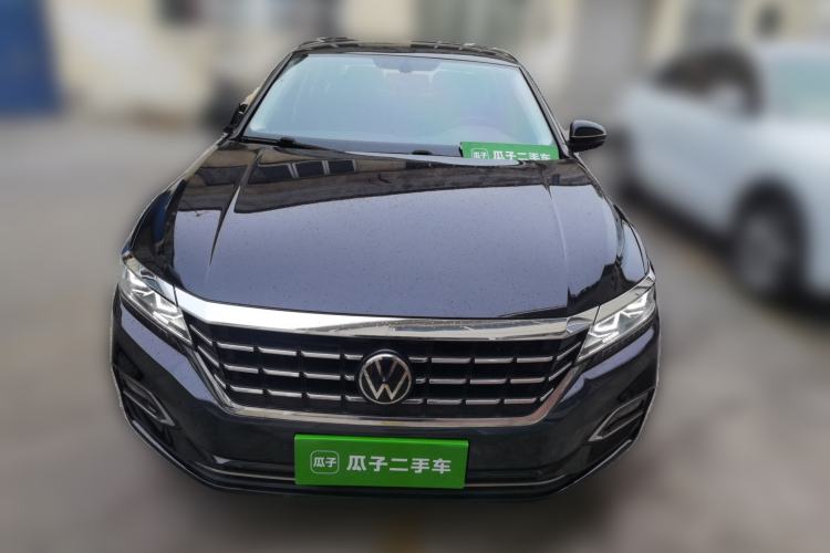 Used Volkswagen Passat 2020 Revised Version 330TSI Luxury Edition China VI Standard Front