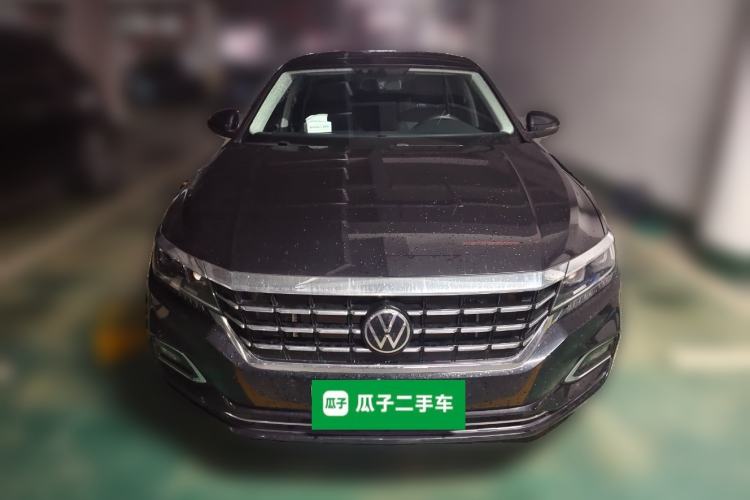 Used Volkswagen Passat 2020 Revised Version 330TSI Luxury Edition China VI Standard Front