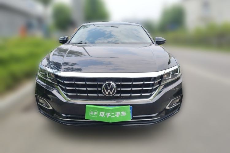 Used Volkswagen Passat 2020 330TSI Elite Edition China VI Front