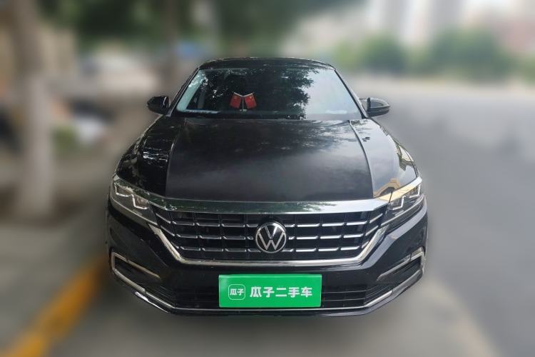 Used Volkswagen Passat 2020 330TSI Elite Edition China VI Front