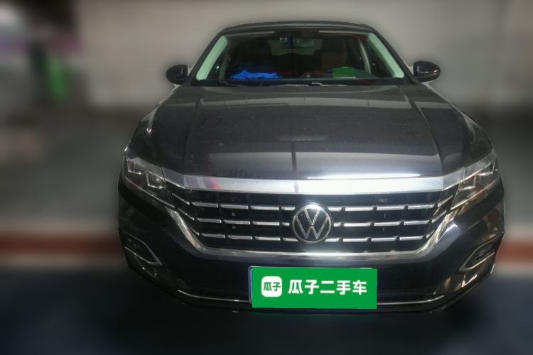 Used Volkswagen Passat 2020 330TSI Elite Edition China VI Front