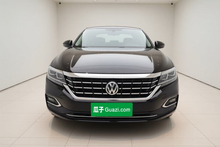 Used Volkswagen Passat 2020 330TSI Elite Edition China VI Front
