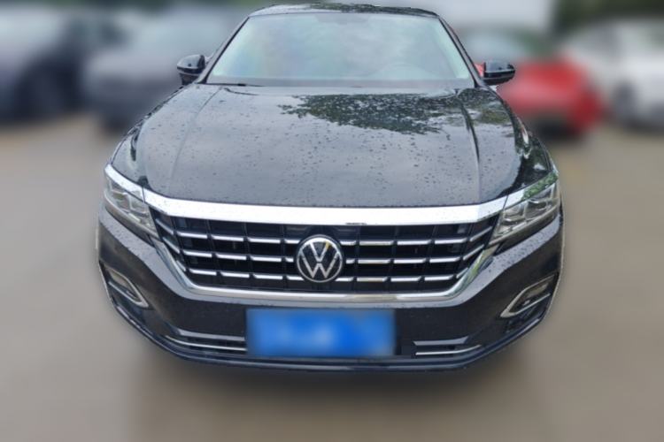 Used Volkswagen Passat 2020 Facelift 330TSI Elite Edition China VI Standard Front