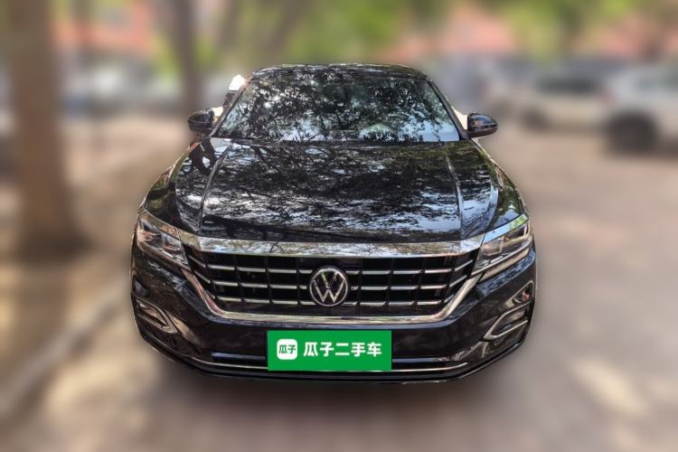 Used Volkswagen Passat 2020 330TSI Elite Edition China VI Front