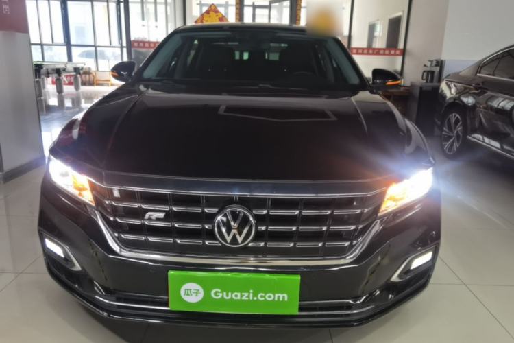 Used Volkswagen Passat 2020 Facelift 330TSI Elite Edition China VI Standard Front