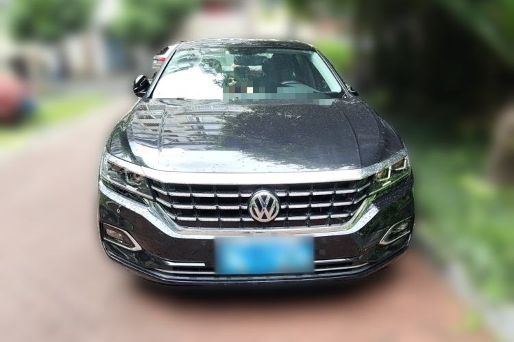 Used Volkswagen Passat 2020 330TSI Elite Edition China VI Front