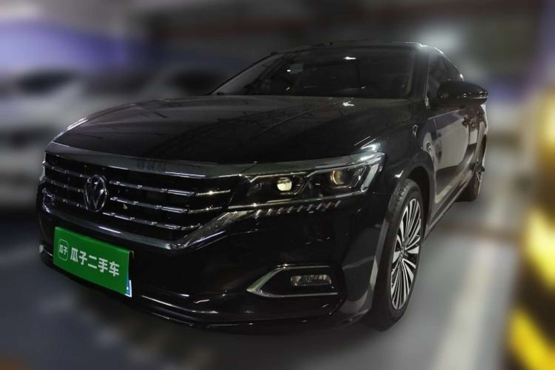 Used Volkswagen Passat 2020 Revised Version 330TSI Luxury Edition China VI Standard Front Left 45 Deg