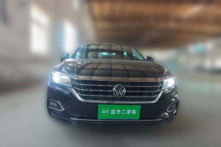 Used Volkswagen Passat 2020 330TSI Elite Edition China VI Front